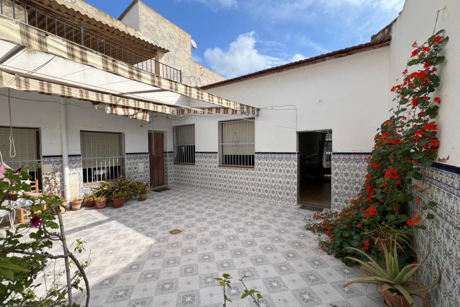 Sale - Terraced house - CENTRO - Dolores