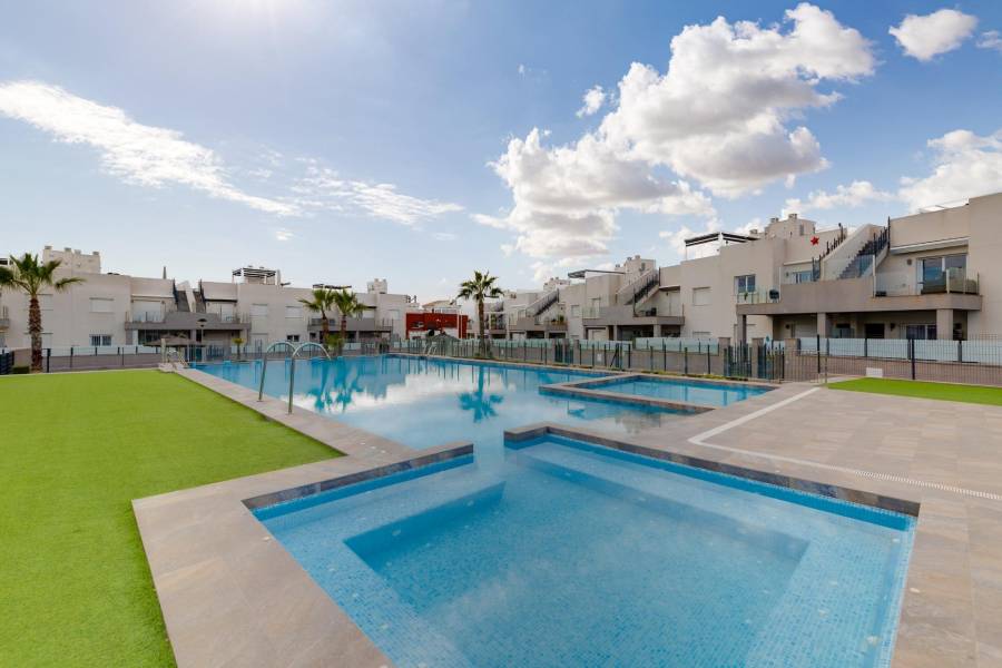 Sale - Bungalow - Sector 25 - Torrevieja