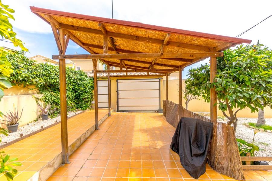 Vente - Maison individuelle - Las Filipinas - Orihuela Costa