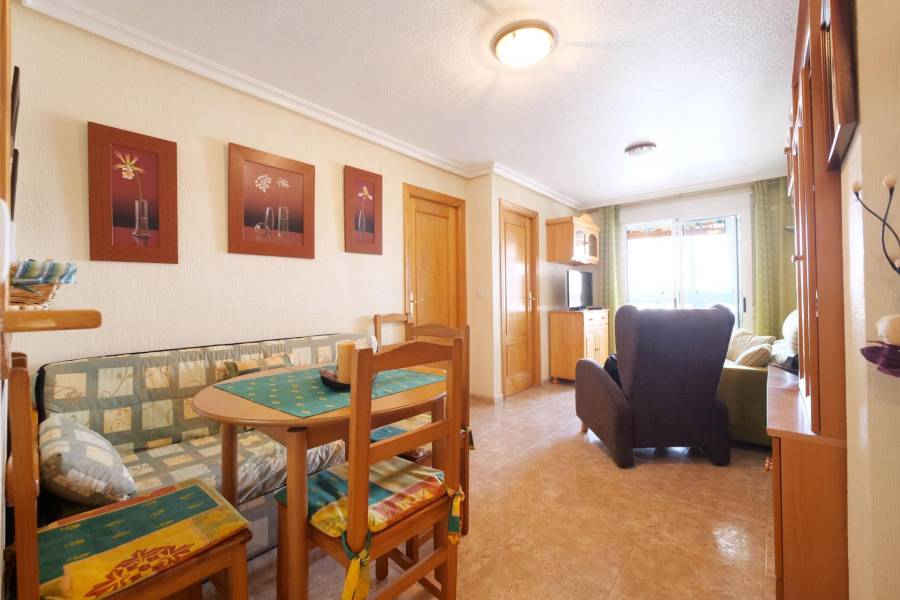 Sale - Apartment - Playa de los locos - Torrevieja