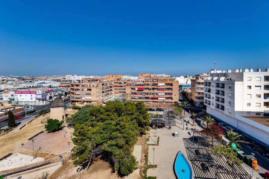 Sale - Apartment - Centro - Torrevieja