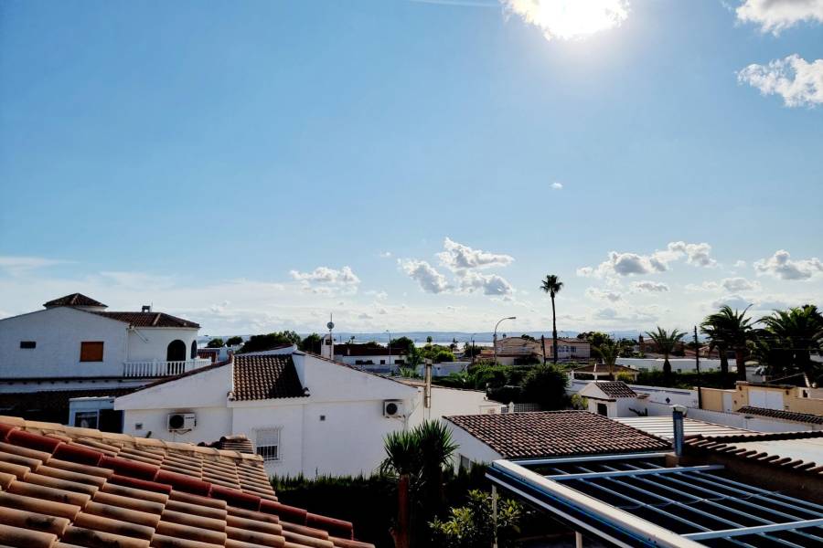 Sale - Villa - San luis - Torrevieja