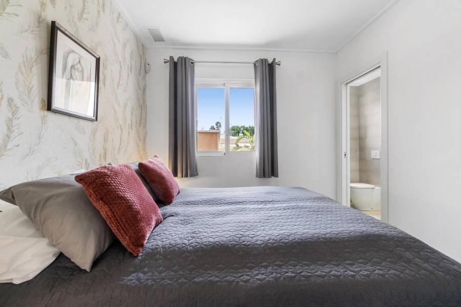 Venta - Bungalow Planta Baja - Los Balcones - Los Altos del Edén - Torrevieja