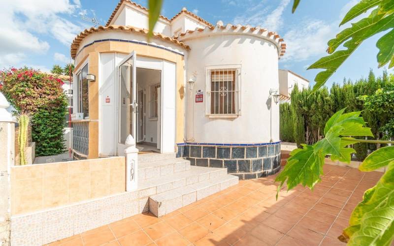 Chalet - Sale - La Florida - Orihuela Costa