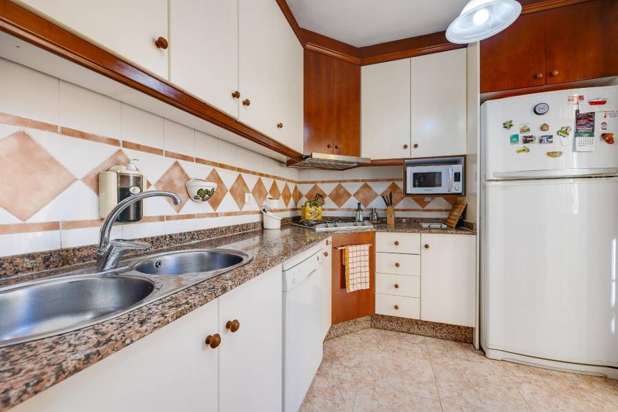 Vente - Maison mitoyenne - Aguas nuevas 2 - Torrevieja