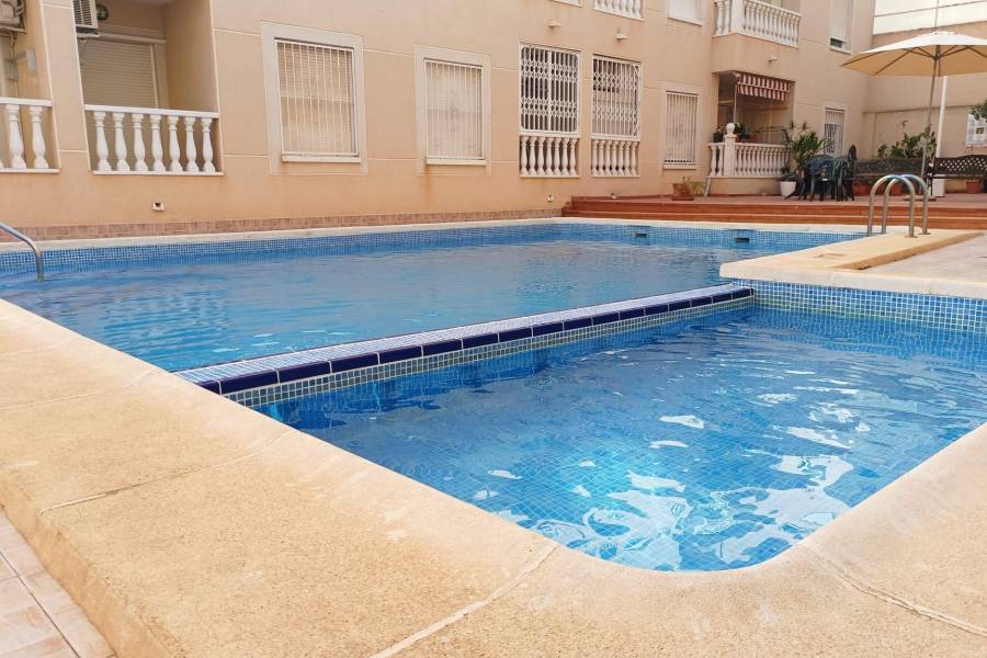 Sale - Apartment - Playa de los locos - Torrevieja