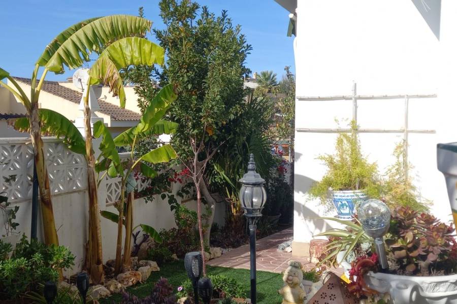 Sale - Single family house - La Marquesa - Rojales