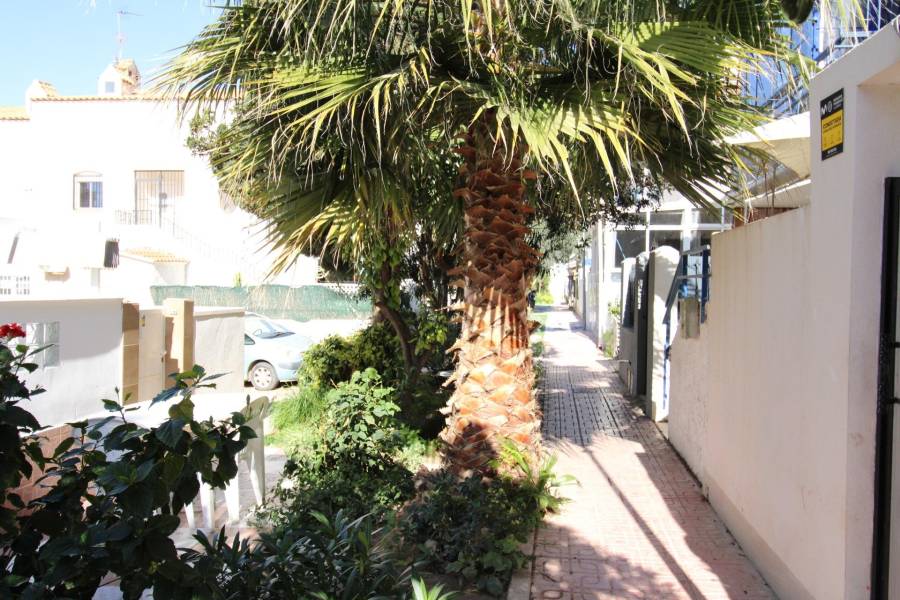Venta - Bungalow - Calas blanca - Torrevieja