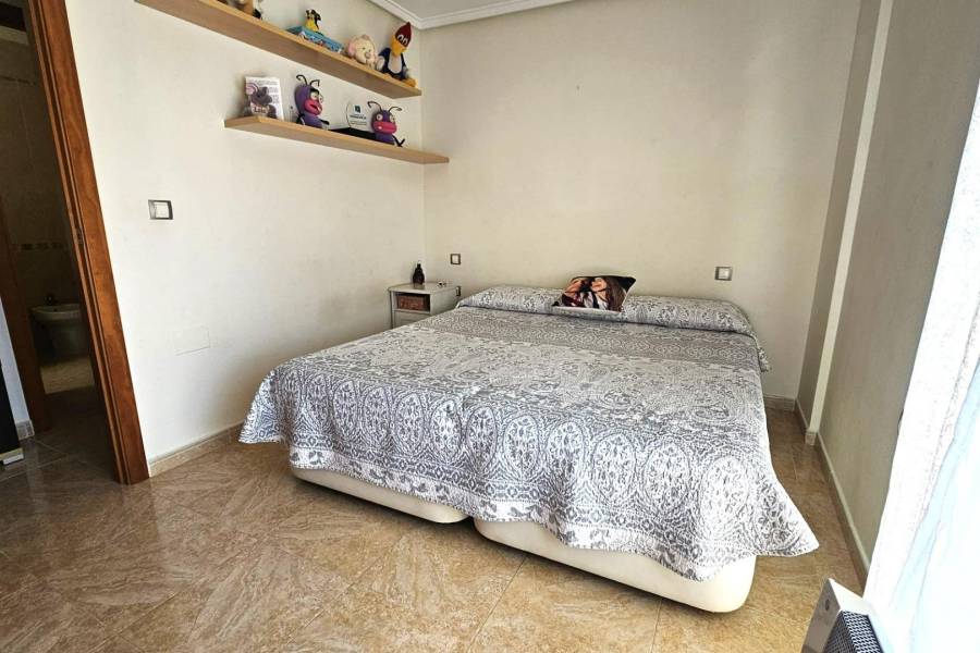 Sale - Terraced house - Sector 25 - Torrevieja