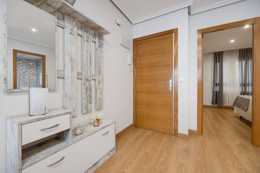 Sale - Apartment - Centro - Torrevieja