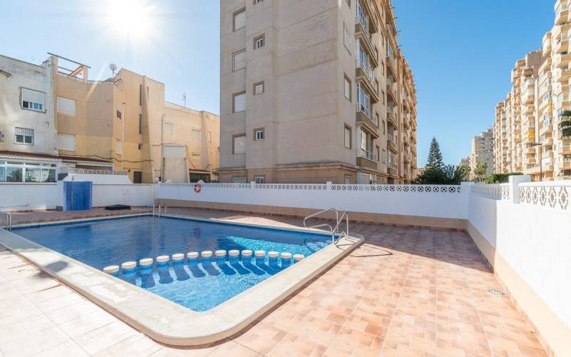 Apartamento - Venta - Nueva Torrevieja - Torrevieja