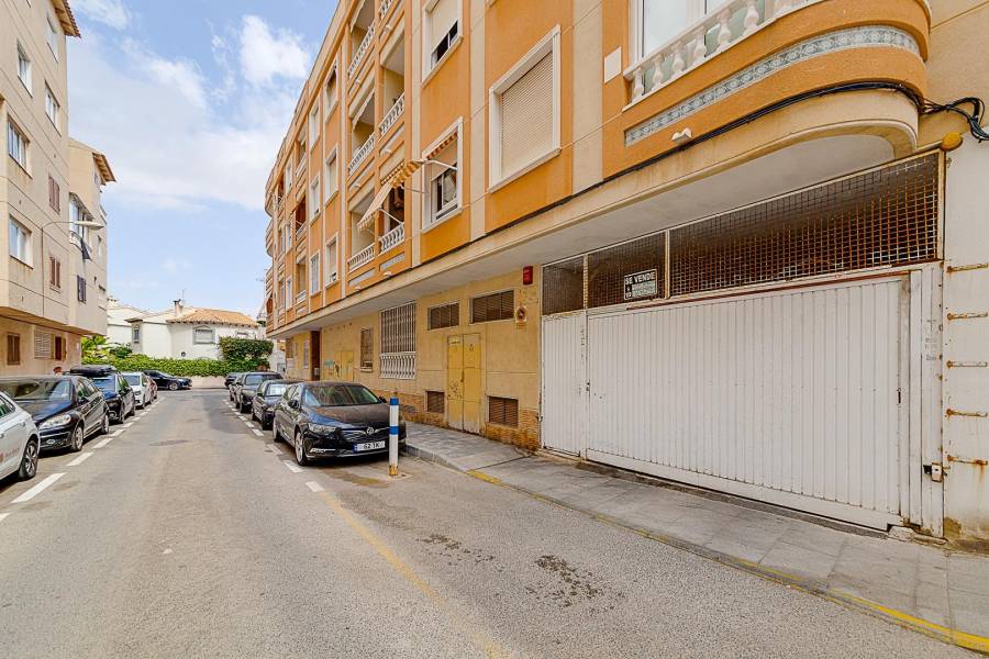 Sale - Apartment - Playa de los locos - Torrevieja