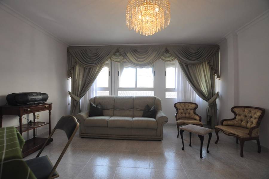 Sale - Flat - Centro - Torrevieja