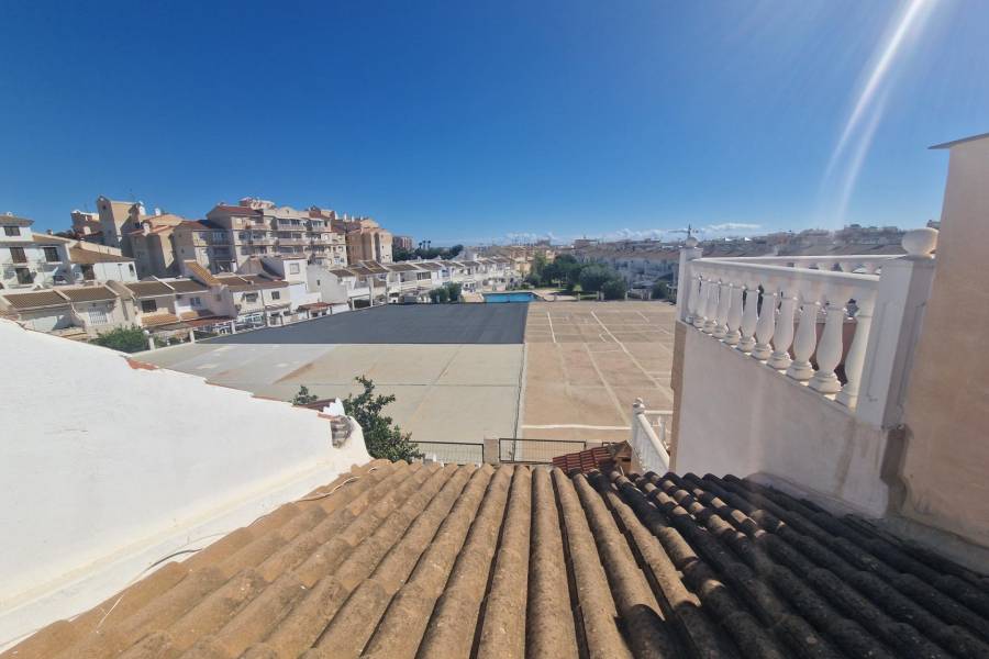 Sale - Terraced house - Estacion de autobuses - Torrevieja