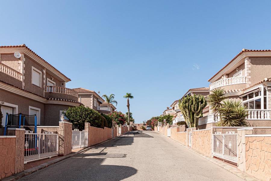 Sale - Unique property - Los altos - Torrevieja