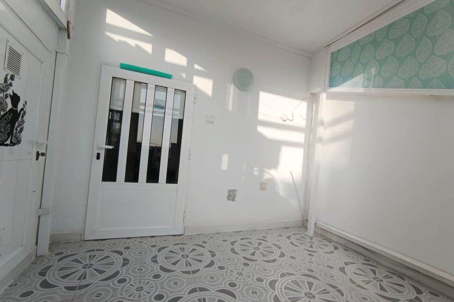 Sale - Bungalow - La Siesta - El Salado - Torreta - Torrevieja