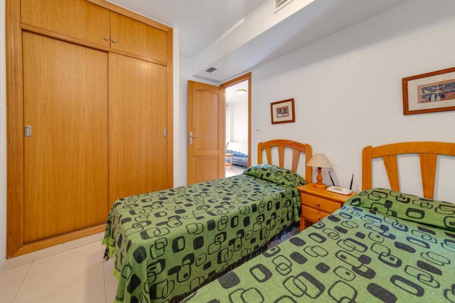 Venta - Apartamento - Playa de los locos - Torrevieja