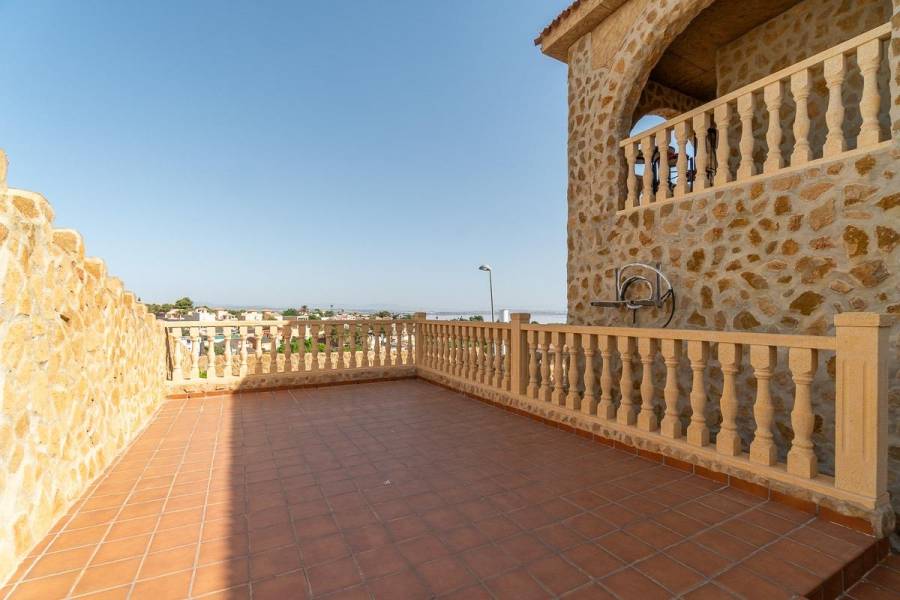 Sale - Single family house - Los Balcones - Orihuela Costa