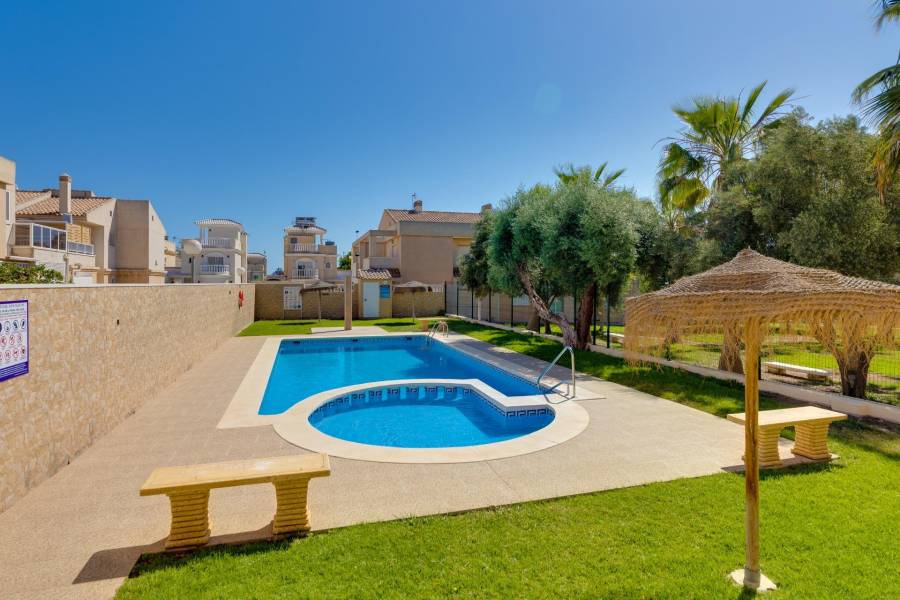 Vente - Maison mitoyenne - Aguas nuevas 2 - Torrevieja