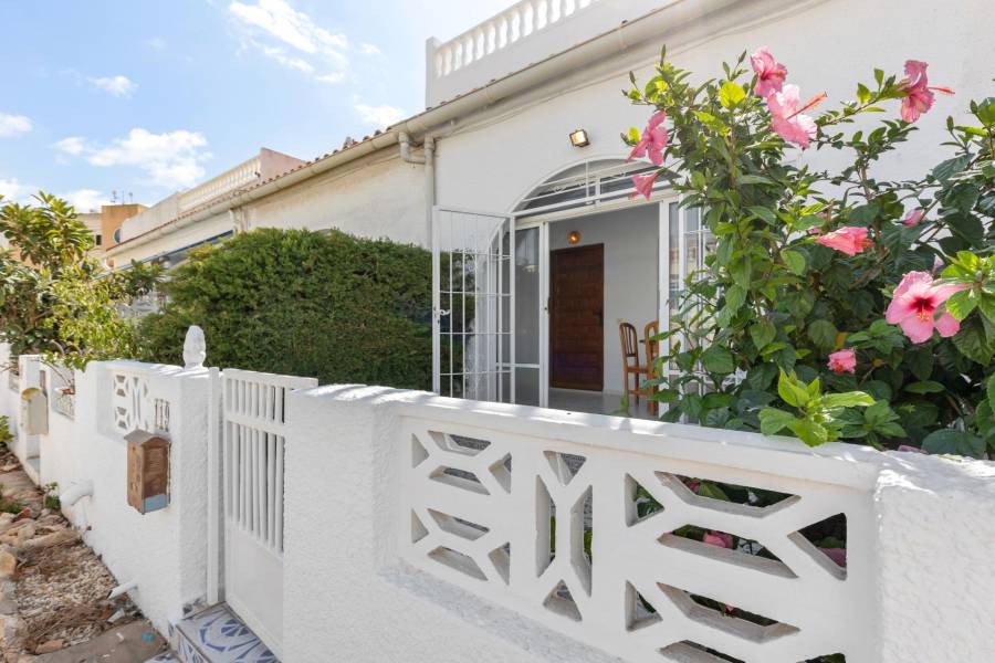 Venta - Bungalow - San luis - Torrevieja