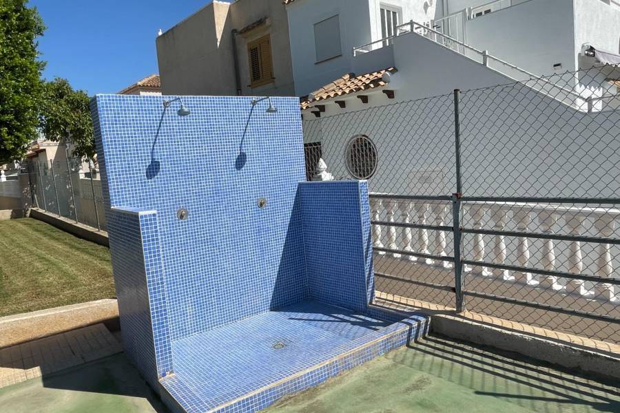 Sale - Terraced house - Los altos - Torrevieja