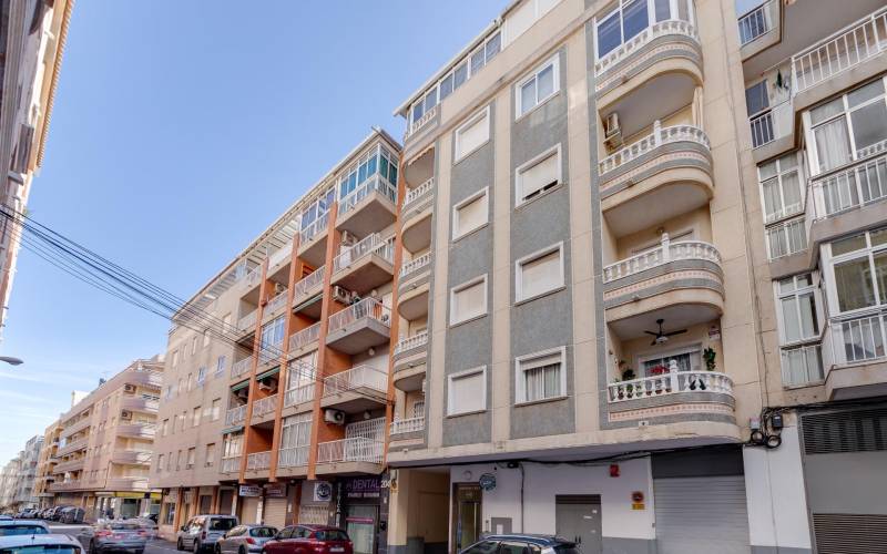 Apartamento - Venta - Playa del Cura - Torrevieja