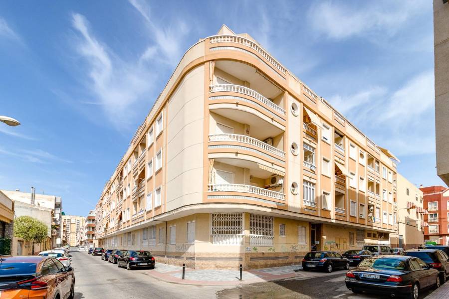 Sale - Apartment - Playa de los locos - Torrevieja