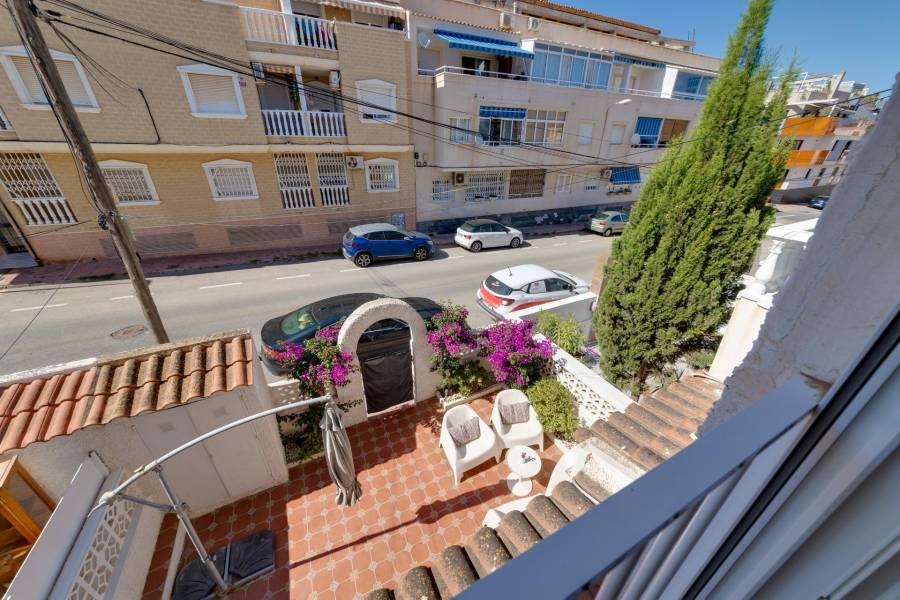 Venta - Casa Tipo Dúplex - Calas blanca - Torrevieja