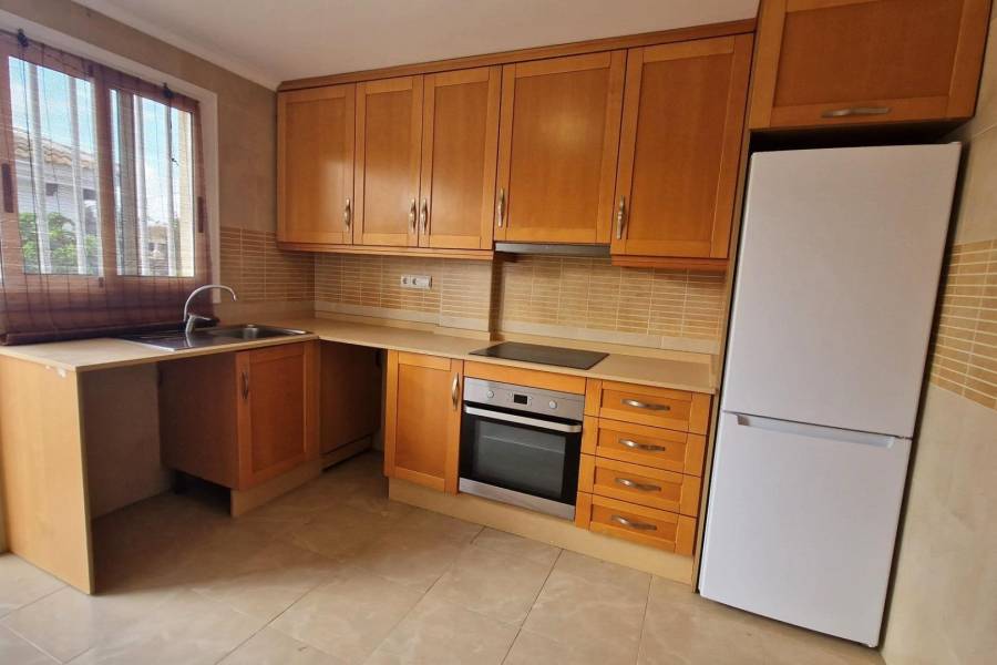 Venta - Casa Tipo Dúplex - La herrada - Los Montesinos