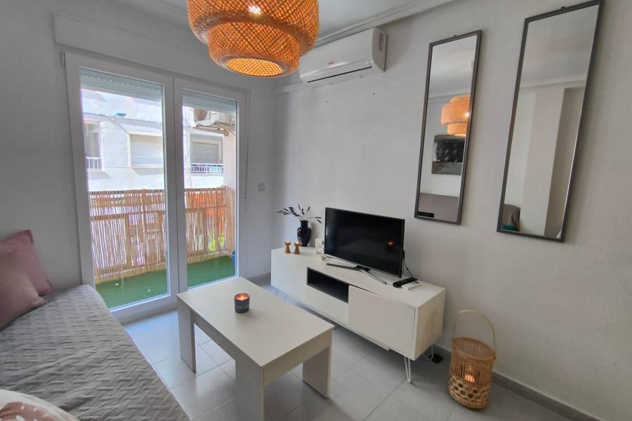 Venta - Apartamento - Playa del cura - Torrevieja