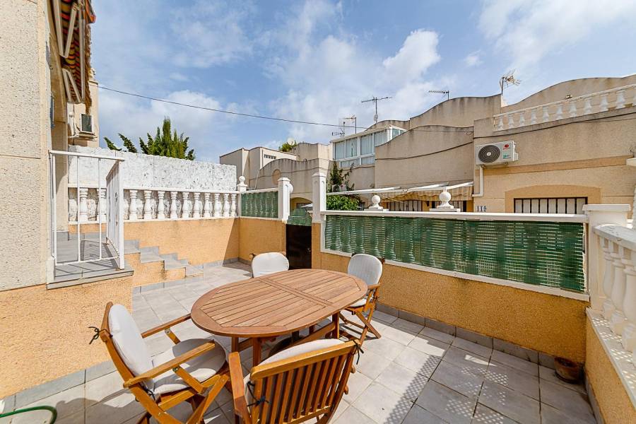 Venta - Adosado - Los balcones - Torrevieja