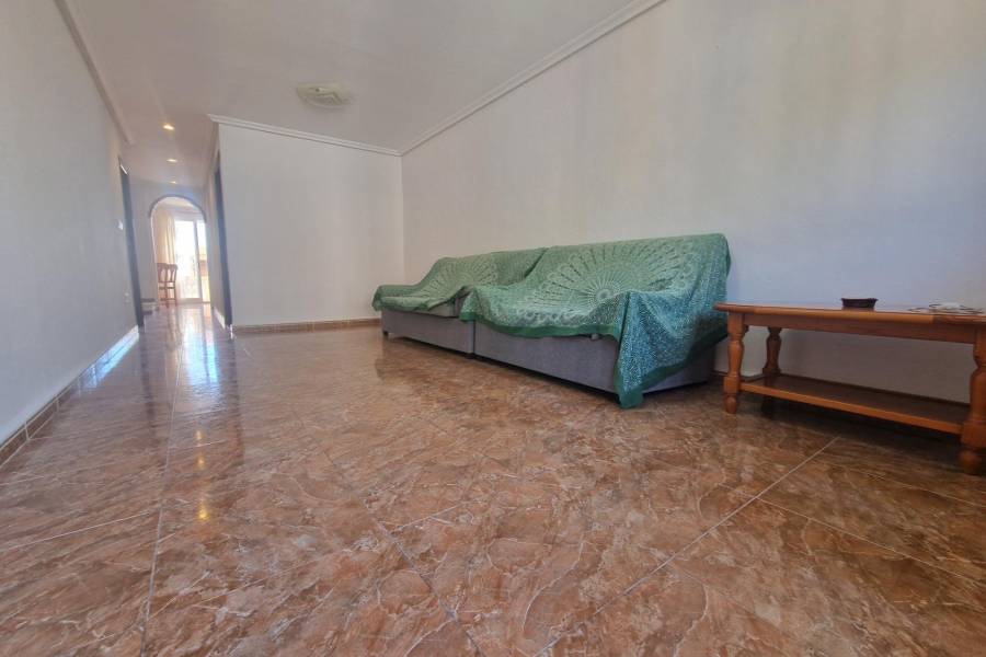 Sale - Terraced house - Estacion de autobuses - Torrevieja