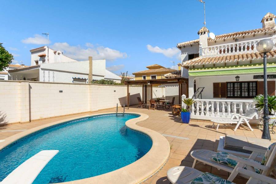 Sale - Single family house - La Zenia - Orihuela Costa