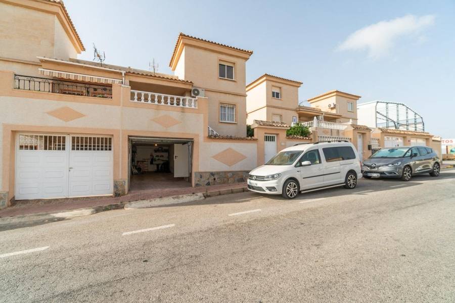 Sale - Terraced house - Los altos - Torrevieja