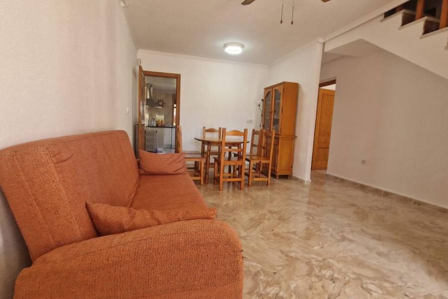 Venta - Adosado - Los altos - Torrevieja