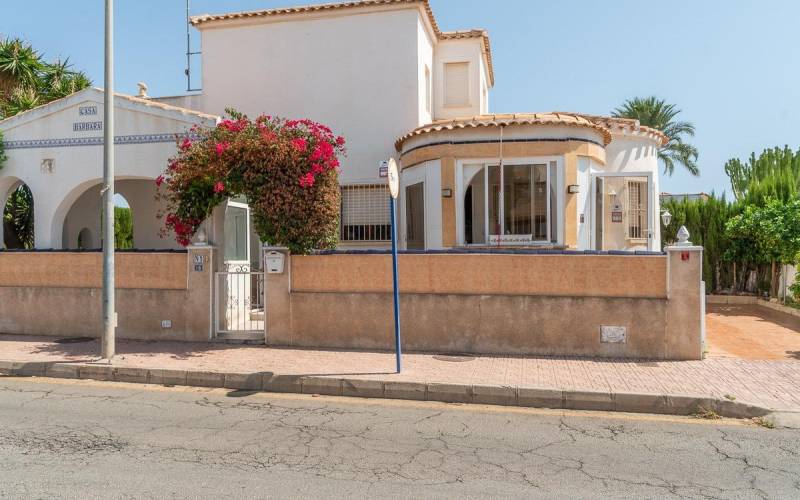 Chalet - Venta - La Florida - Orihuela Costa