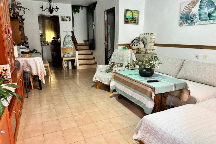 Venta - Casa Tipo Dúplex - Playa de los Naufragos - Torrevieja