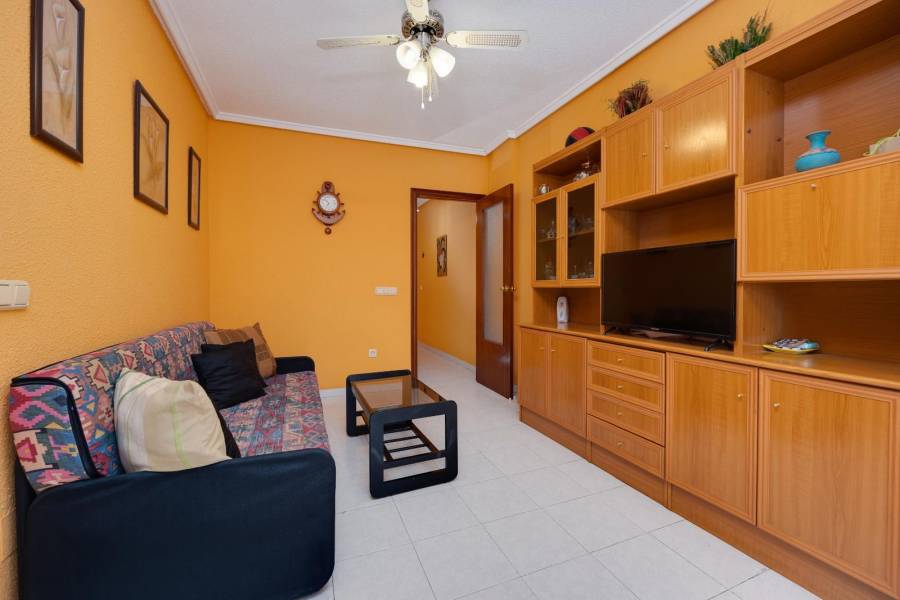 Sale - Apartment - Playa de los locos - Torrevieja