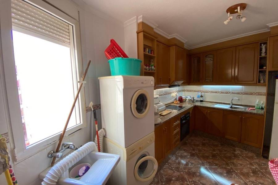 Sale - Flat - Centro - Torrevieja