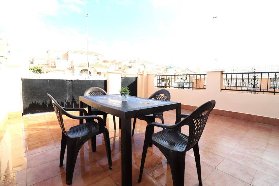 Sale - Terraced house - Aguas nuevas 1 - Torrevieja