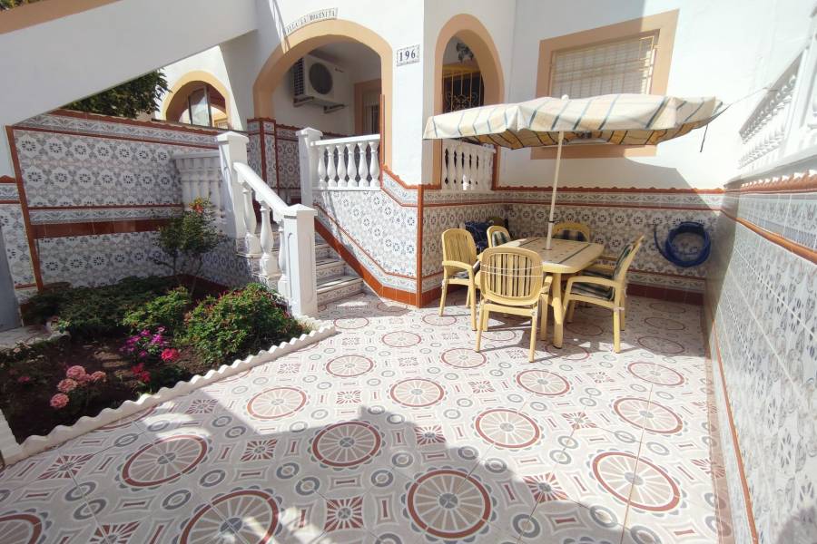 Vente - Bungalow Étage Bas - Torretas - Torrevieja