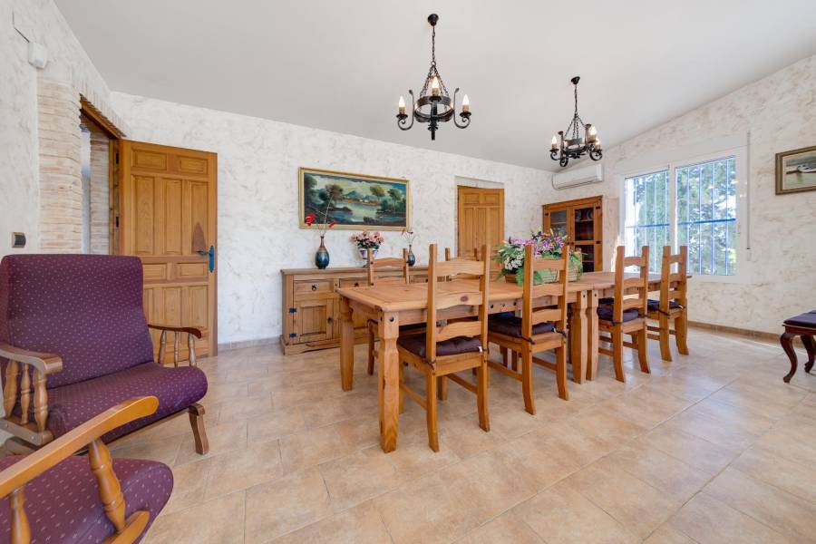 Vente - Maison individuelle - Correntías Bajas - Orihuela