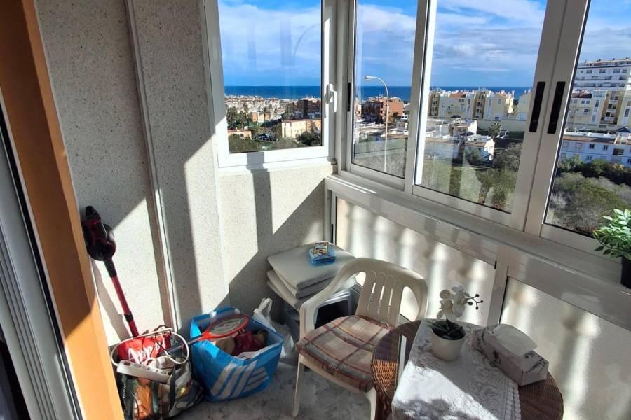 Venta - Apartamento - La Mata - Torrevieja