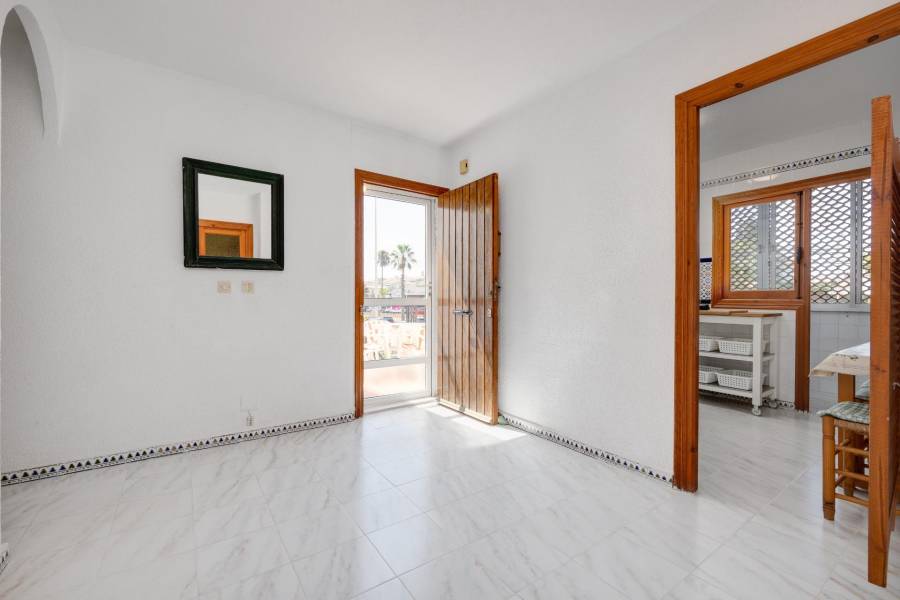 Sale - Apartment - La Mata - Torrevieja