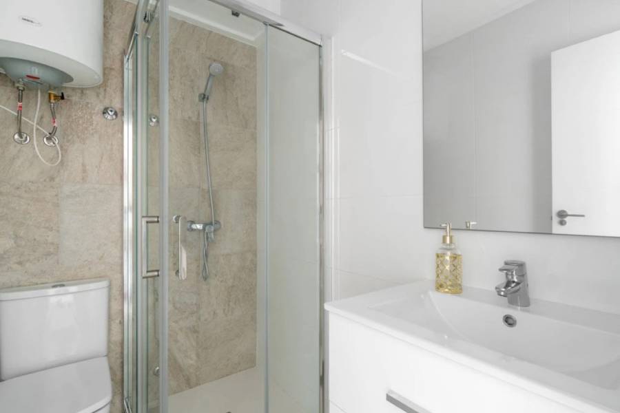 Venta - Apartamento - La Mata - Torrevieja