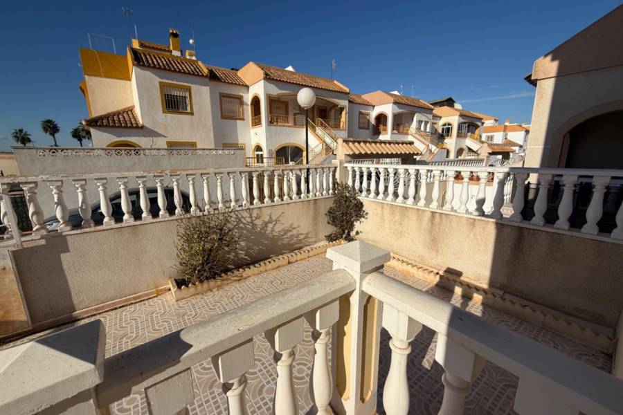 Sale - Terraced house - La Siesta - El Salado - Torreta - Torrevieja