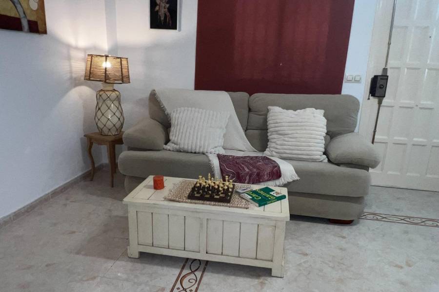 Vente - Bungalow Étage Bas - Nueva Torrevieja - Torrevieja