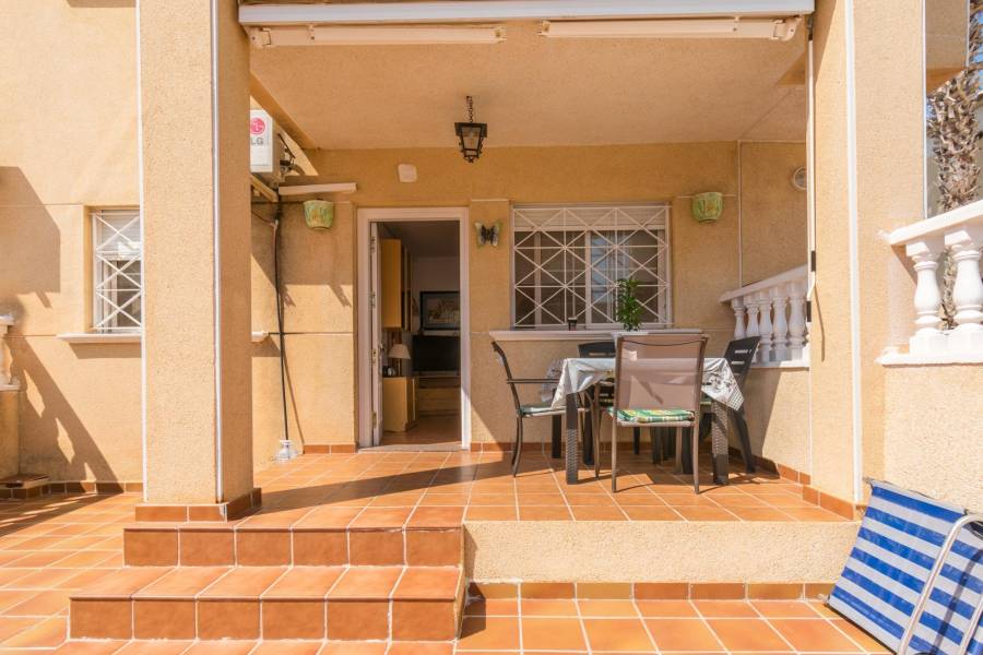 Vente - Bungalow Étage Bas - Torretas - Torrevieja