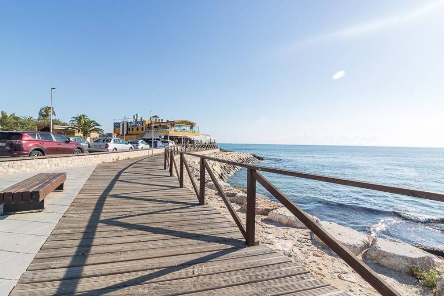 Sale - Villa - La Zenia - Orihuela Costa