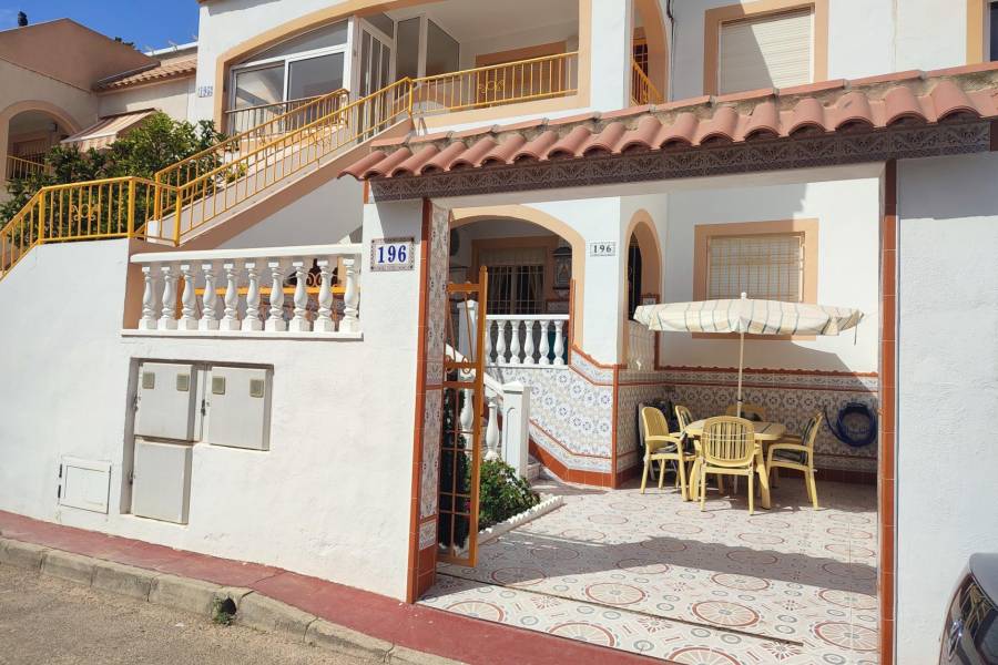 Vente - Bungalow Étage Bas - Torretas - Torrevieja